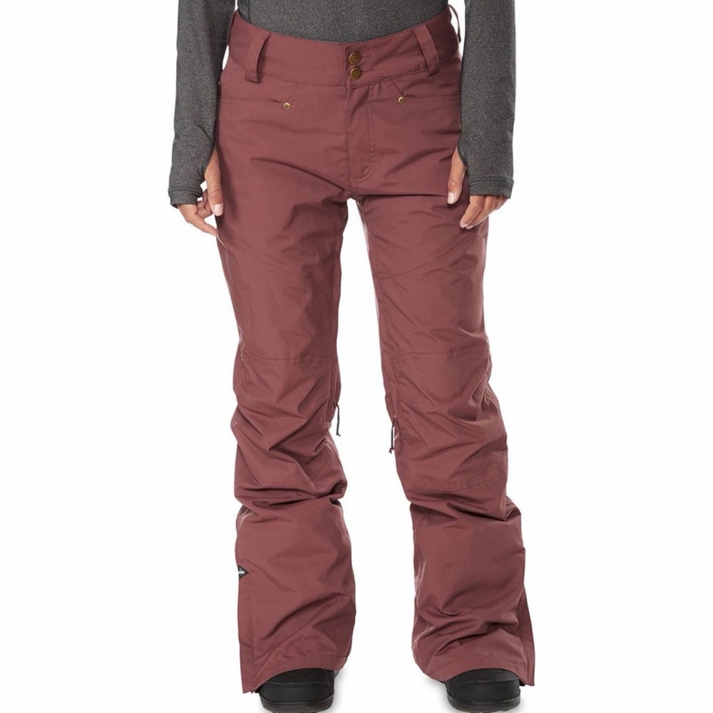NWT NEW Women’s Dakine Westside Snowboard Pant XS-S Maroon Slim Fit Ski Snow
